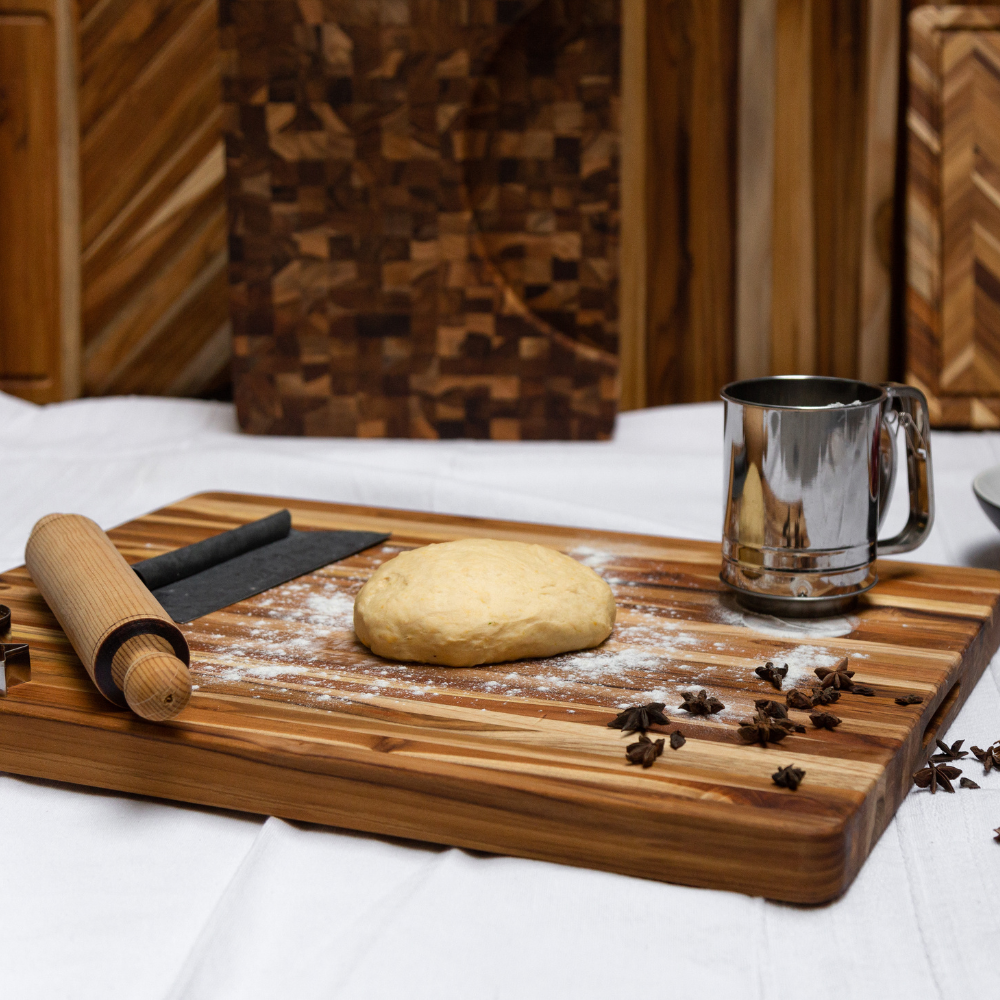 TeakHaus Traditional Cutting Board - 24" x 18"