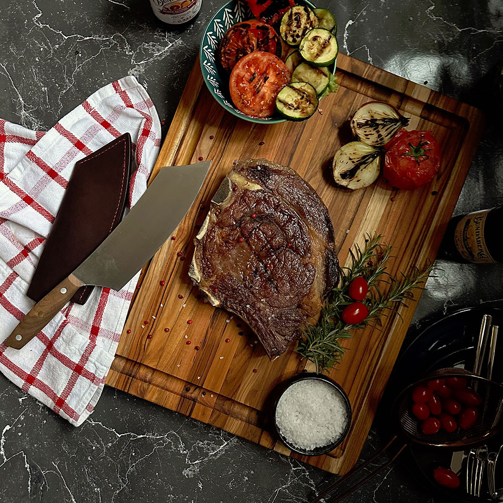 TeakHaus Scandi Grill Master & BBQ Board - 21" x 15"