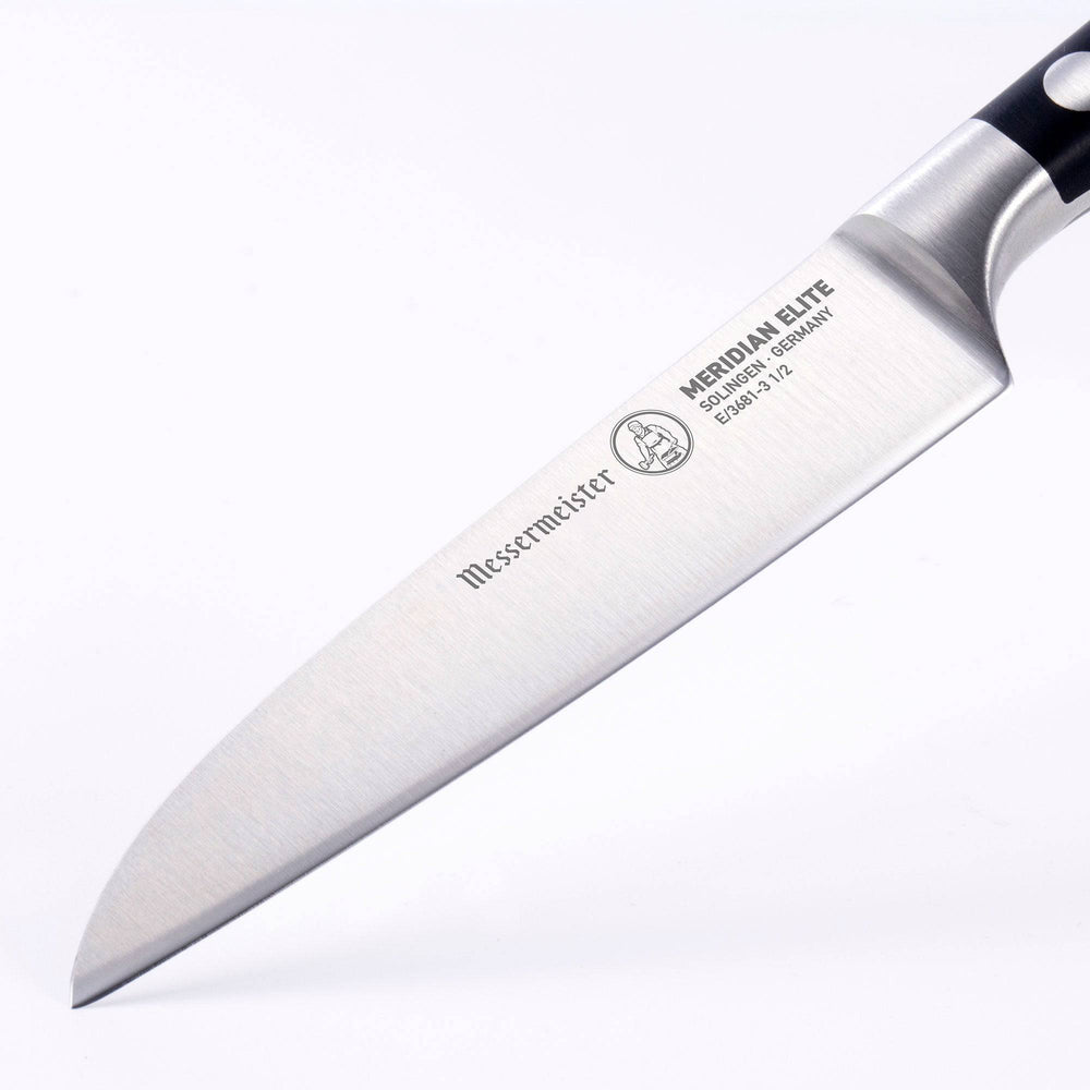 The Meridian Elite 3.5 inch Sheep's Foot Paring Knife close up of the full blade and logo 